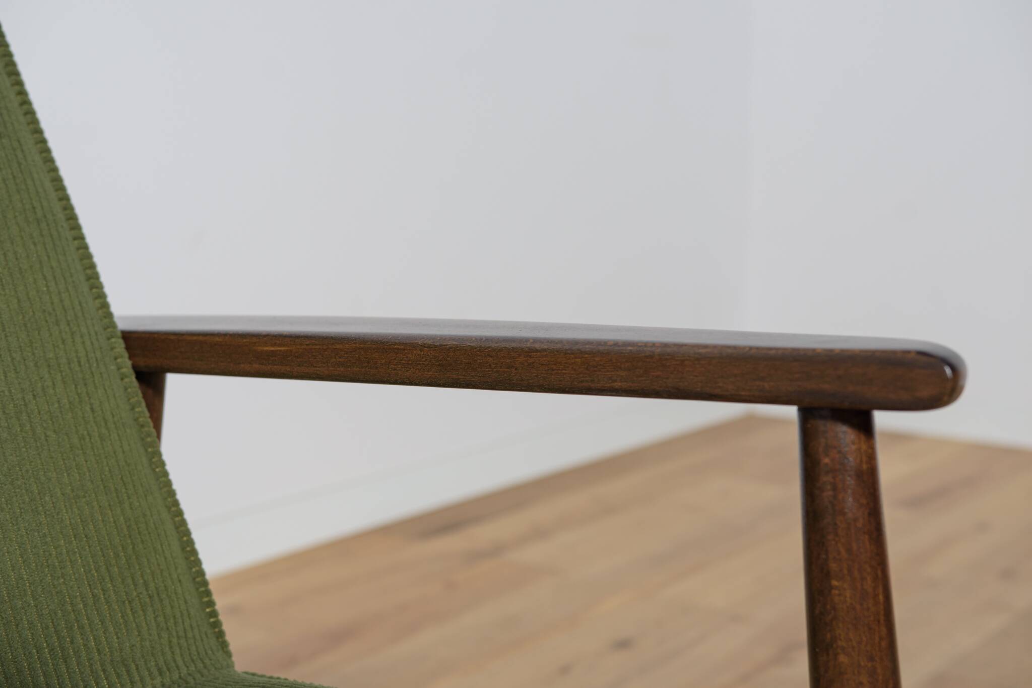 Model 300-192 Armchairs by Juliusz Kędziorek for Gościcińska Fabryka Mebli.