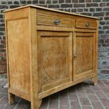 Parisian floral pattern buffet