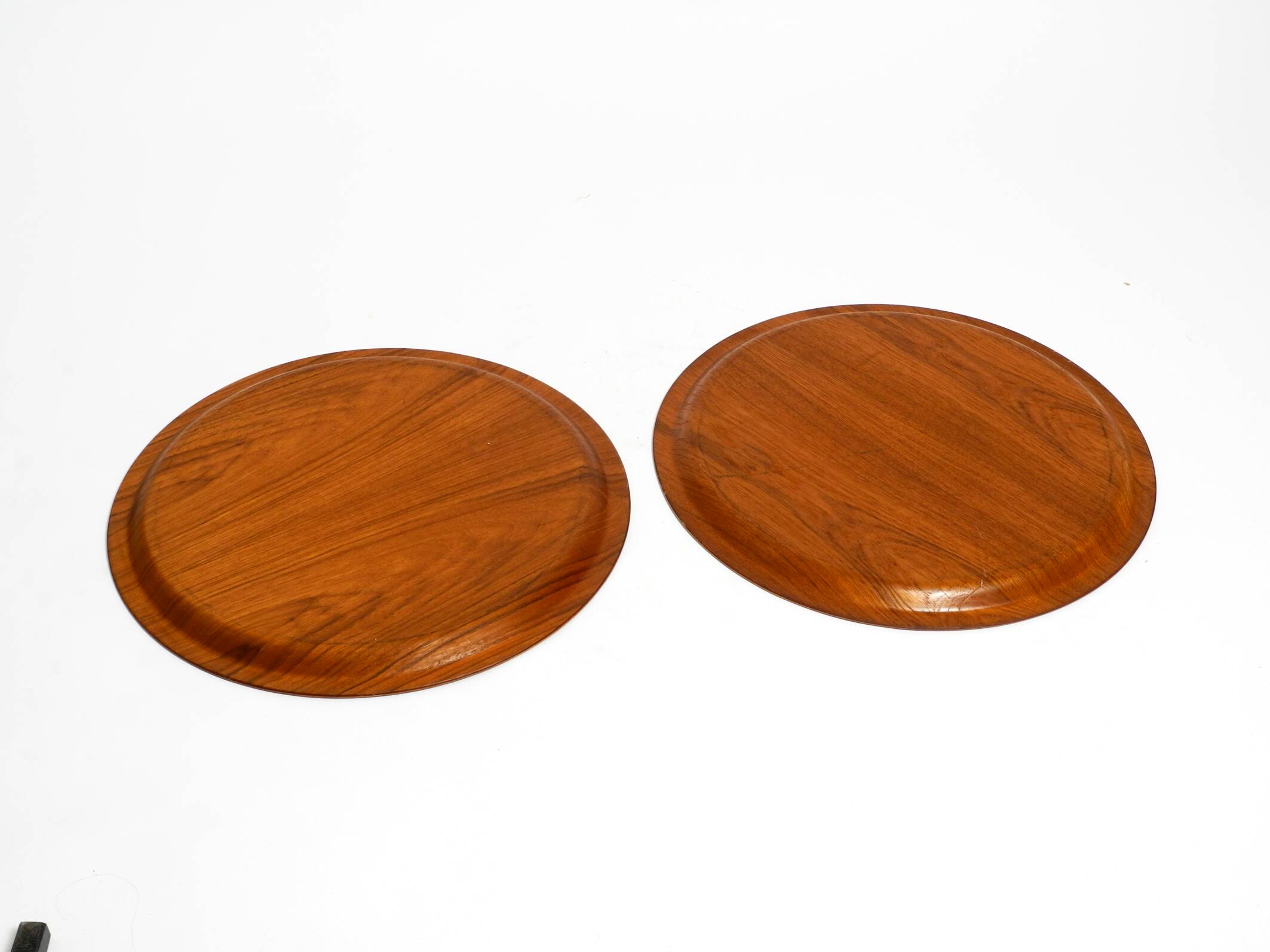 Folding Mid Century serving trolley with removable teak pagwood trays
