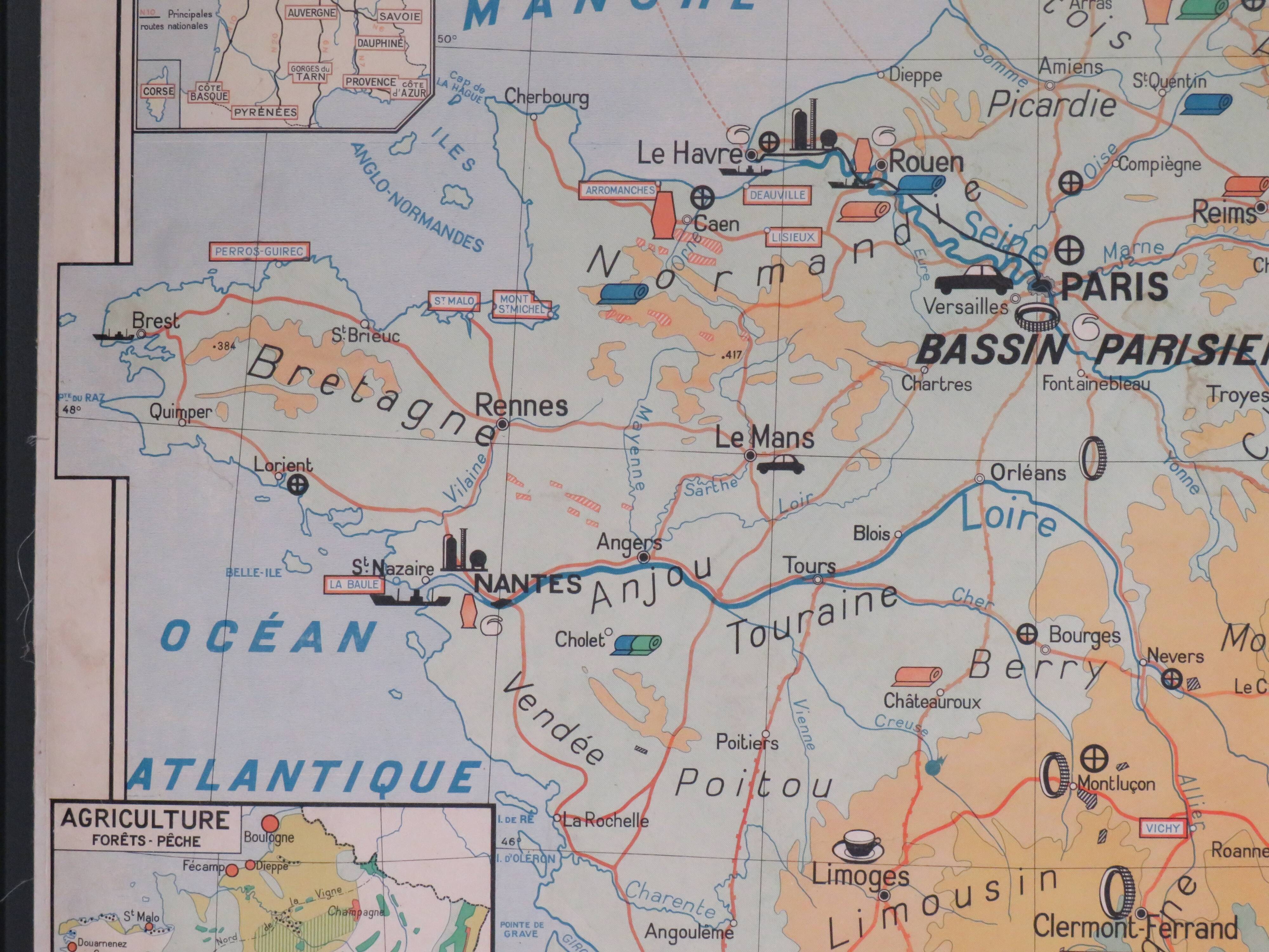 Old school map France/Paris No.48 Hatier edition