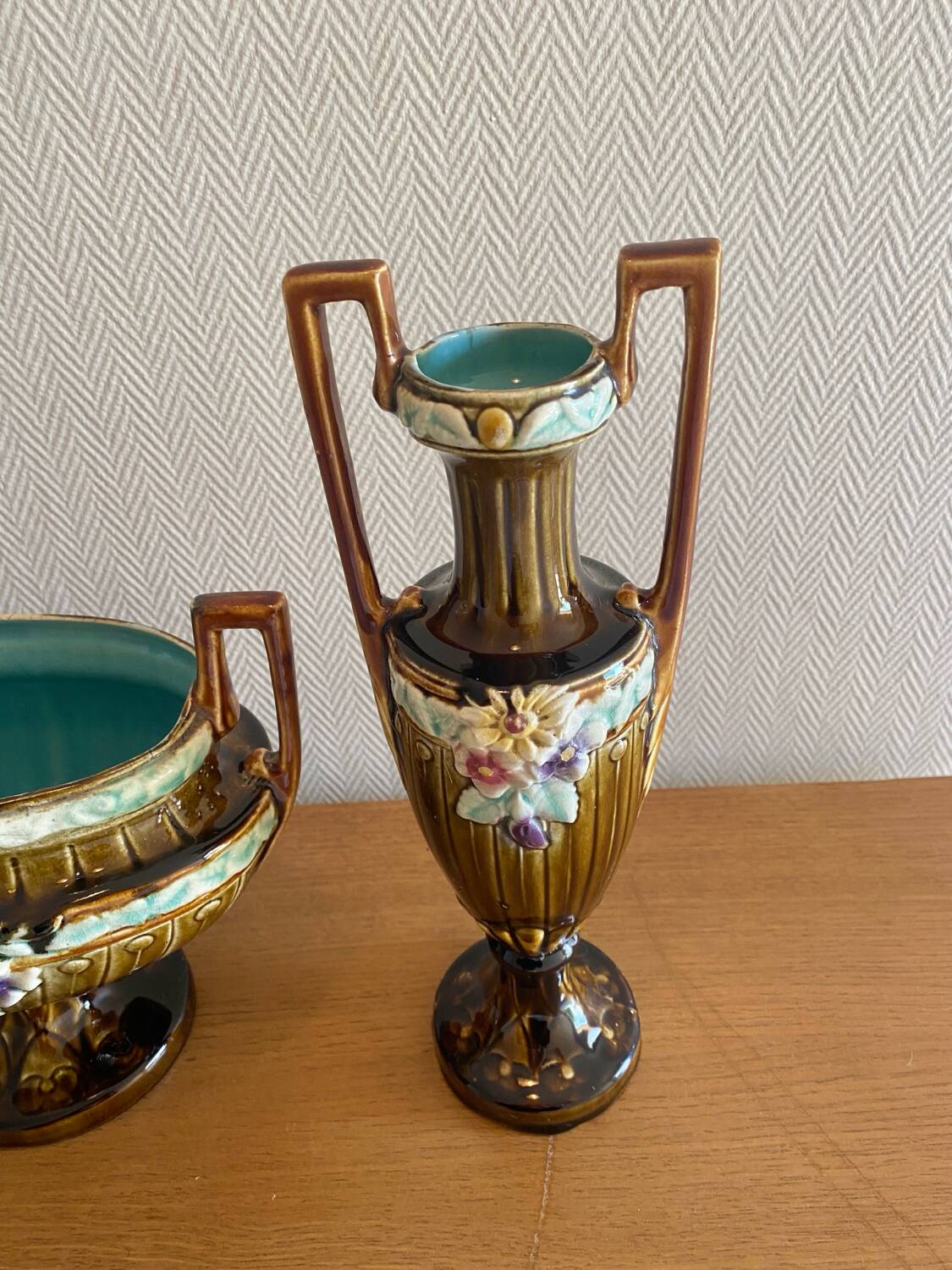 Art Nouveau fireplace set in majolica