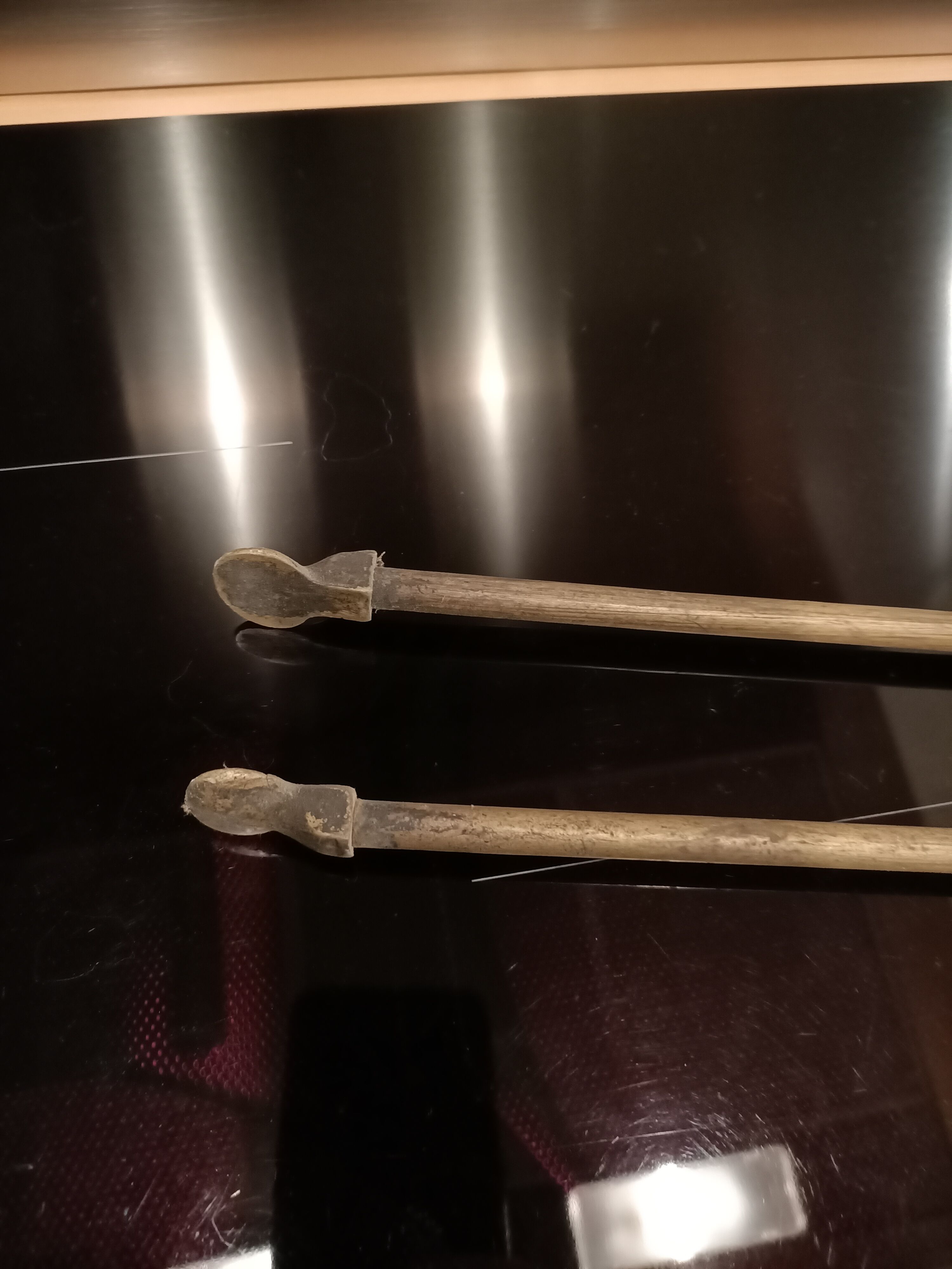 Brass clamp for chimney servant