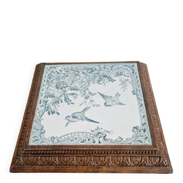 Dessous de plat musical ancien en bois sculpté et faïence Belle Époque