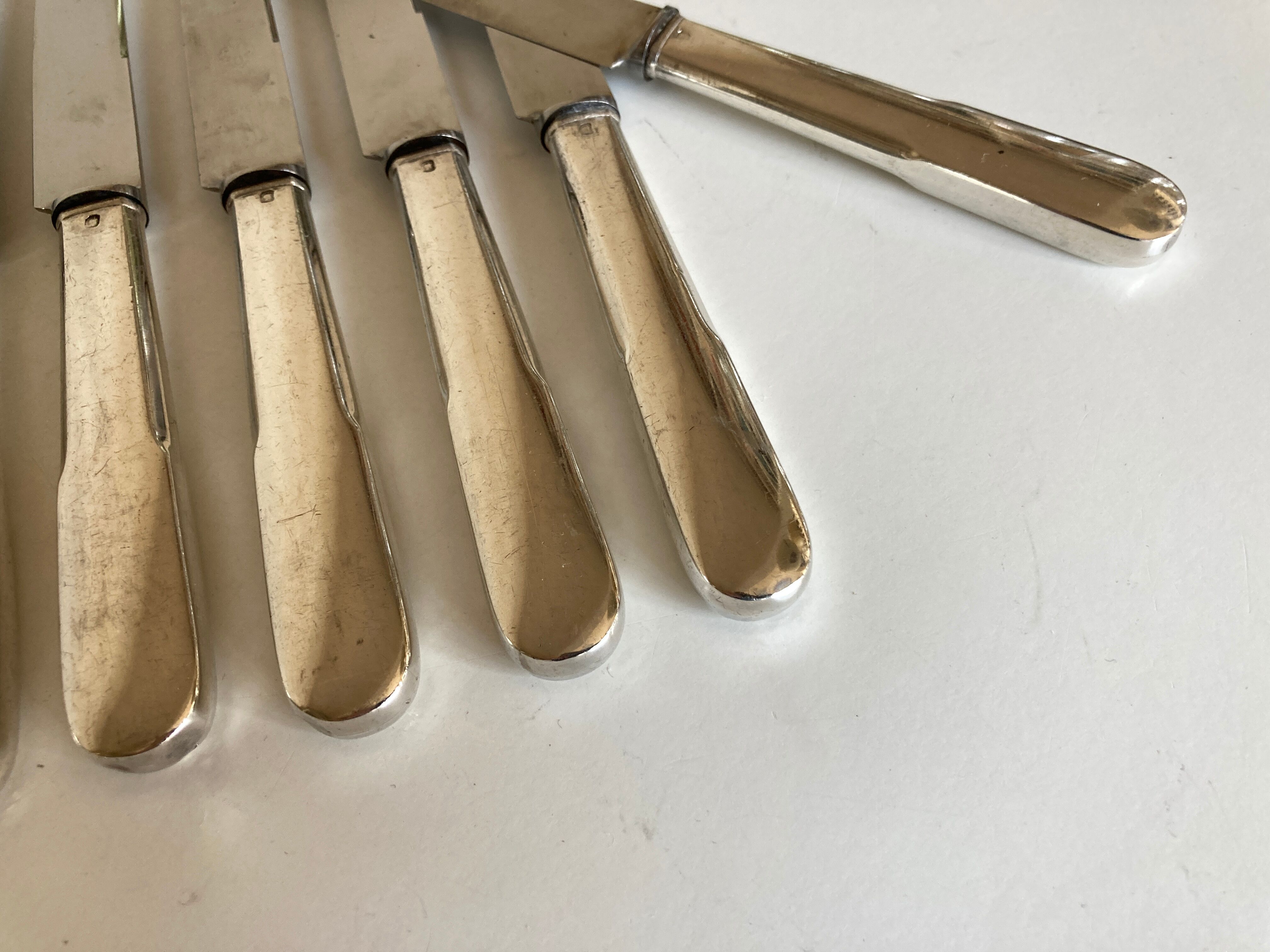 Set of 12 dessert brewery knives Cluny Vieux Paris 1960