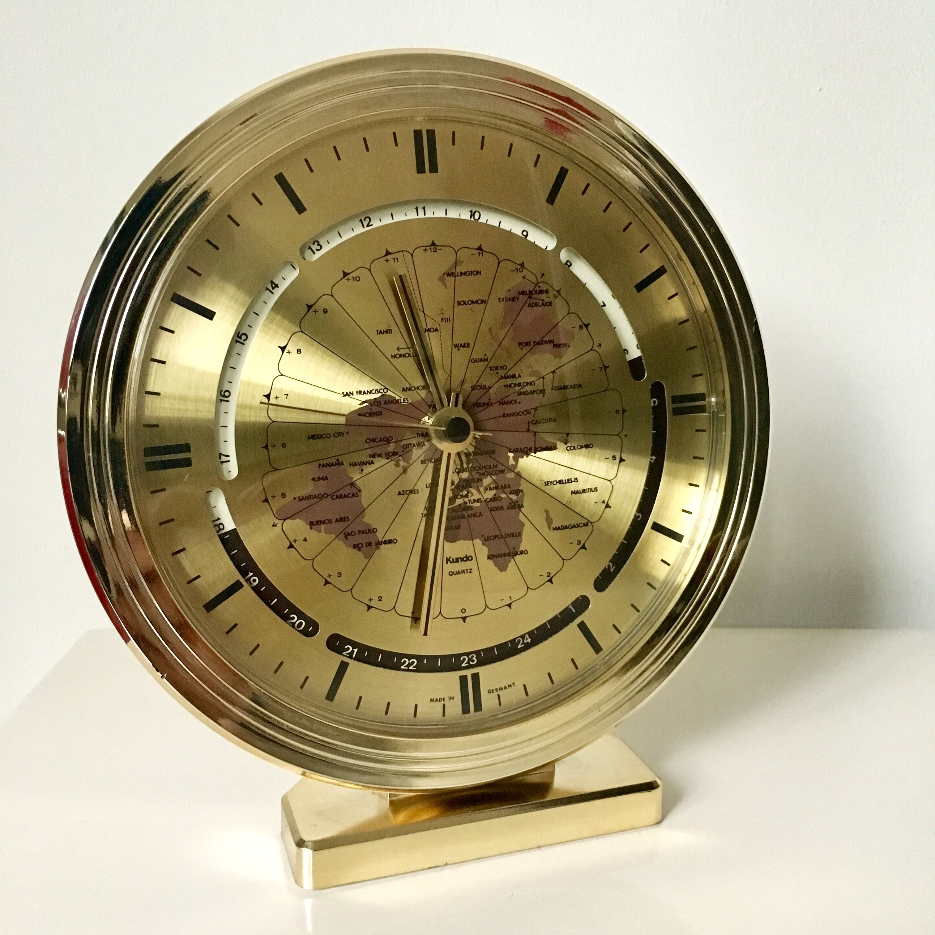 Modernist clock Kienzle Kundo world timer 1970 West Germany