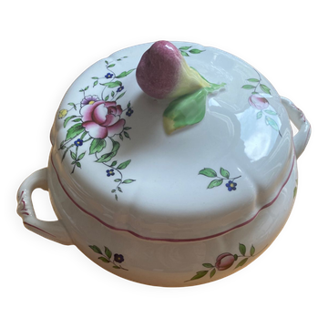 Antique Villeroy & Boch soup tureen