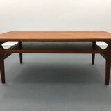 Table basse danoise du milieu du siècle avec rangement de A / S Niels Bach, 1960s