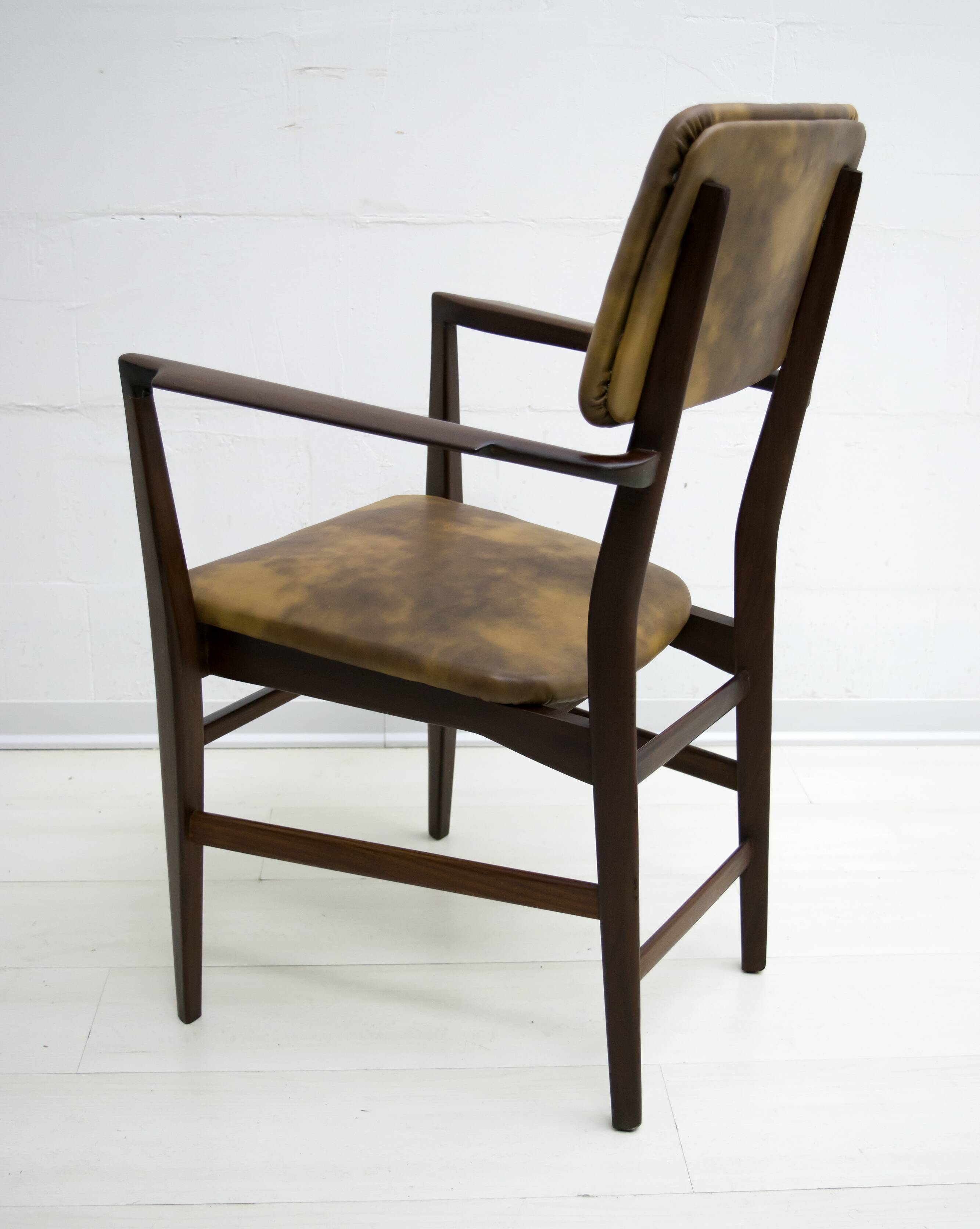 Vittorio Dassi Mid-Century Italian Teakwood Writing Desk and Chair, 1950