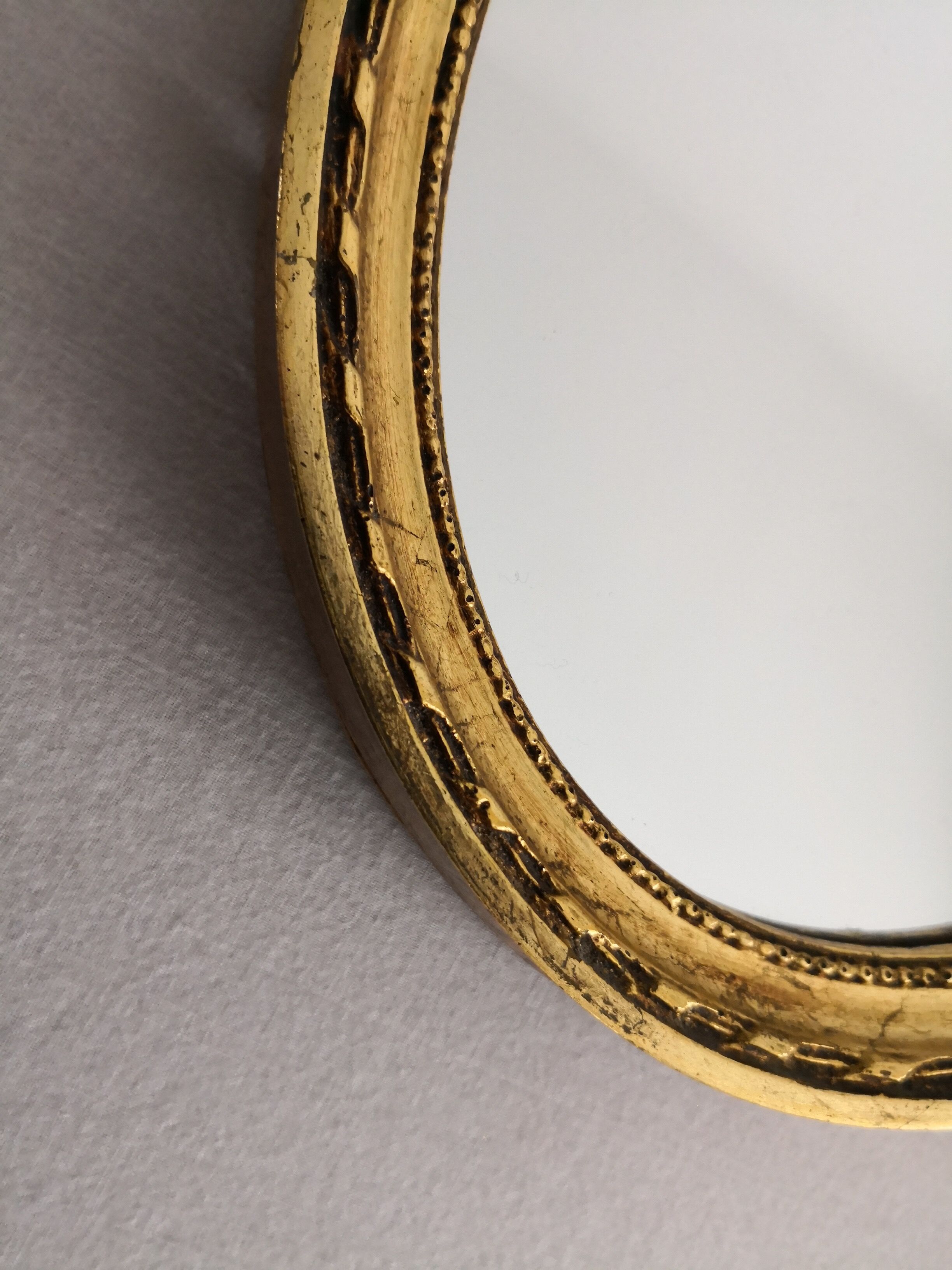 2 golden oval mirror 28 x 20 cm