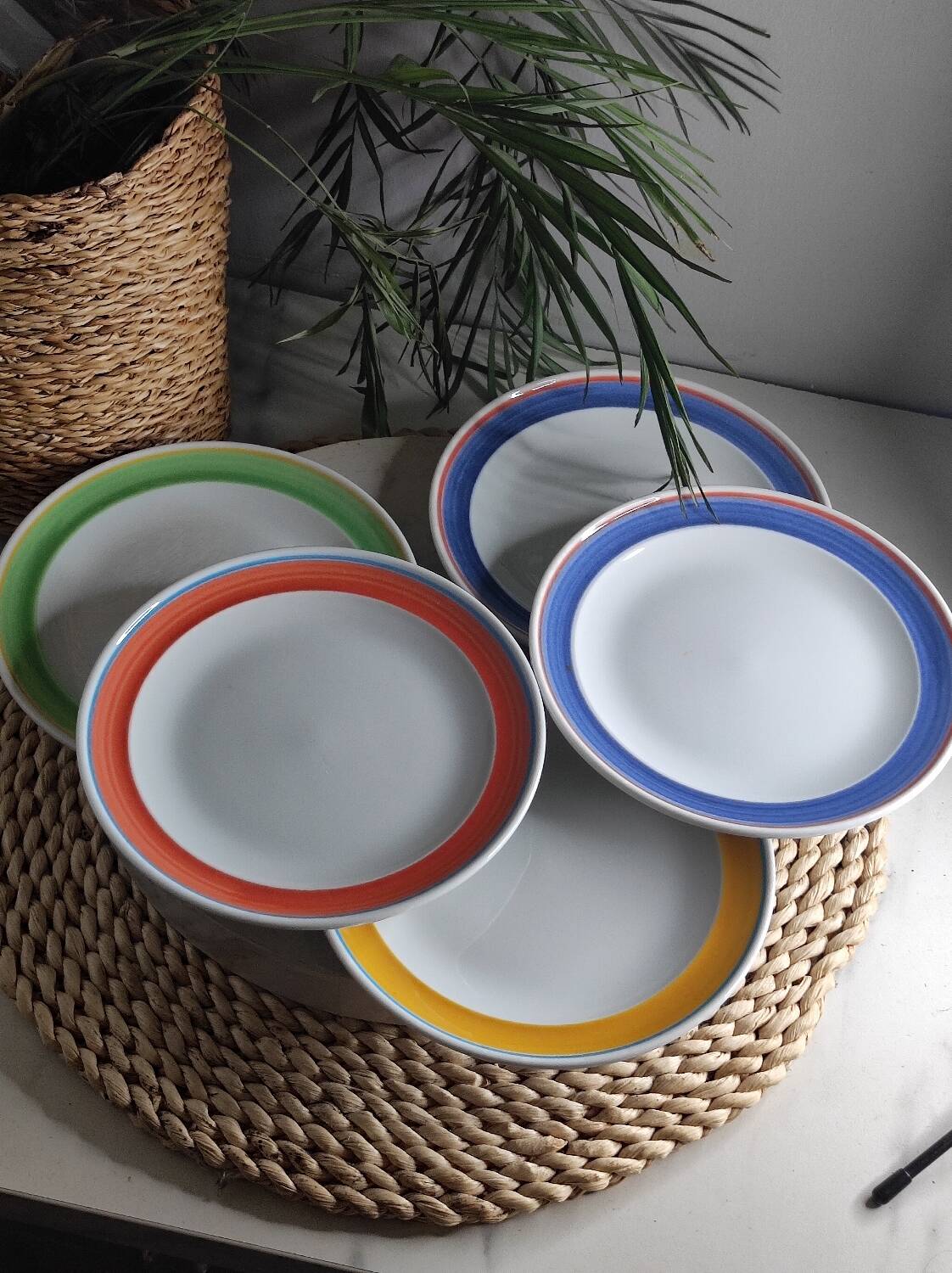 Assiettes à dessert vintage