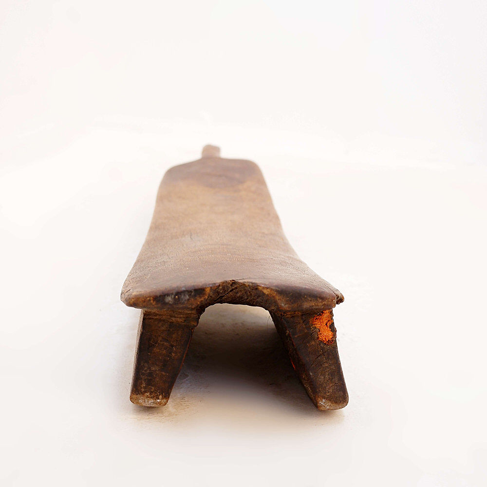 Tabouret ou appui-tête en bois sculpté - Afrique, 20ème siècle