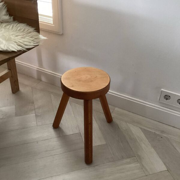 Tabouret modèle haut