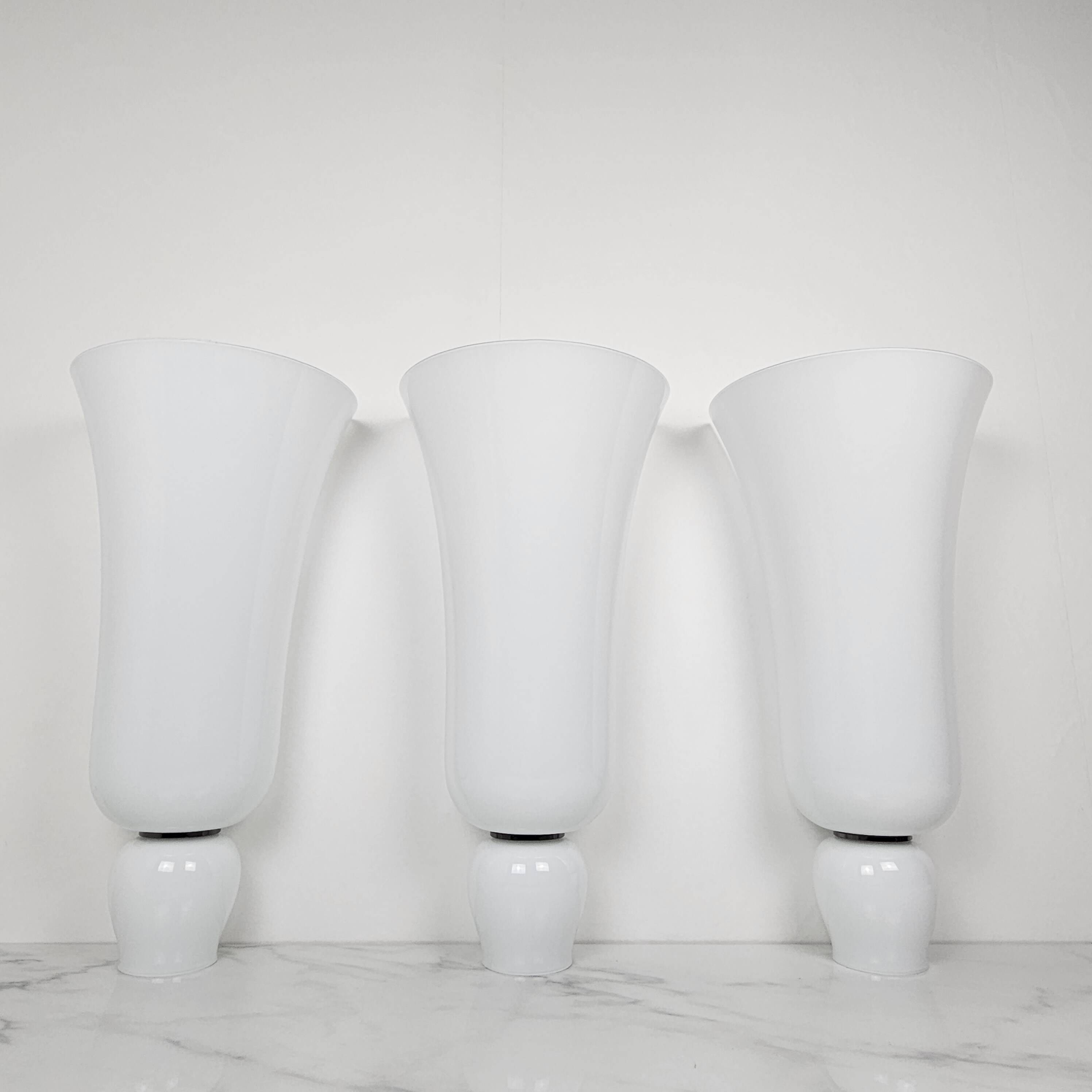 Anni Trenta Luce Large Wall Applique by Venini in Milk White Murano Glass