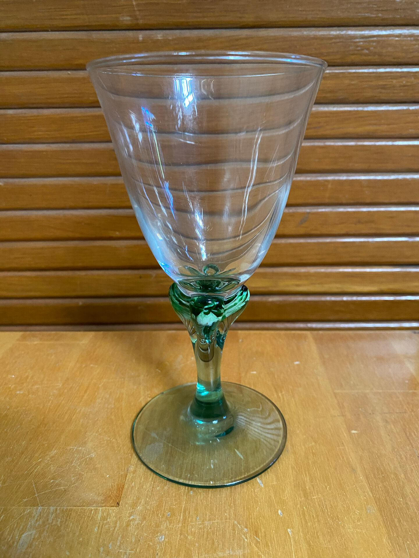 Série 5 verres à pied luminarc verre transparent & vert émeraude vinta