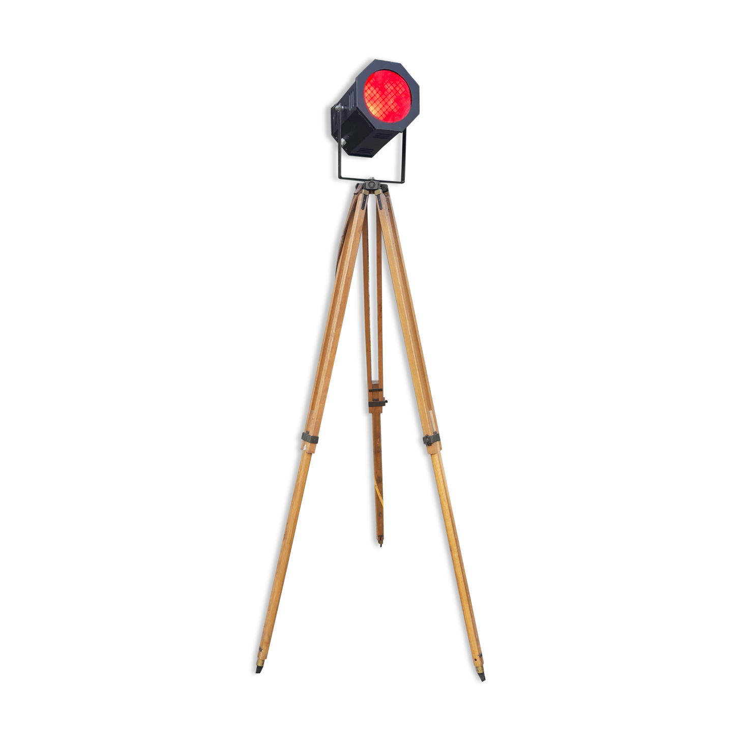 Cinema spot on tripod oak de l'armée