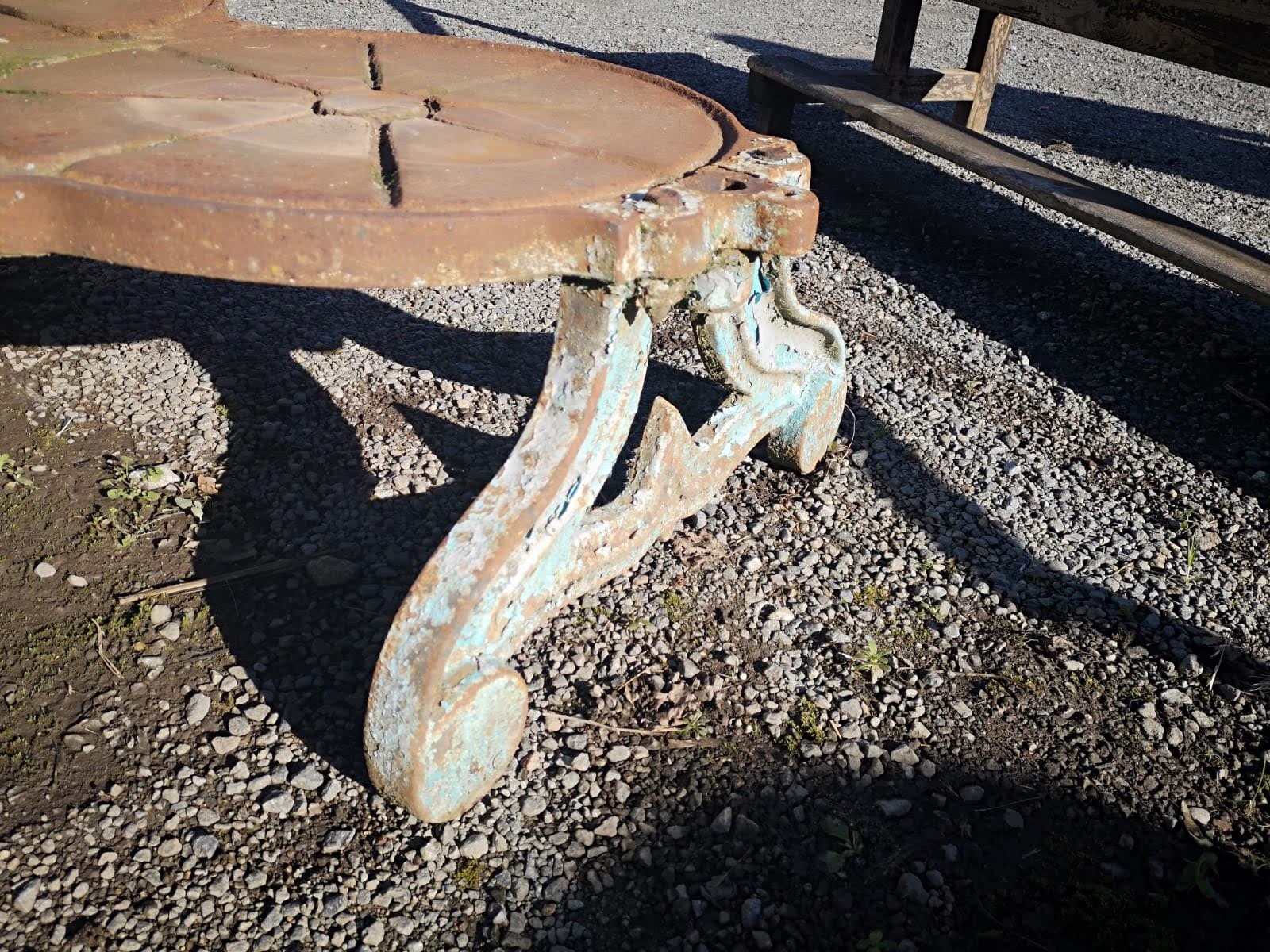 Coffee table / old oil press bench