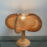 Table lamp in wood and Scandinavian rattan wire
