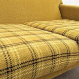 Canapé rétro jaune des 70s