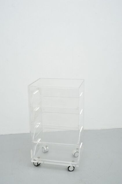 Acrylic rolling table with four drawers, Spage Age 1970s