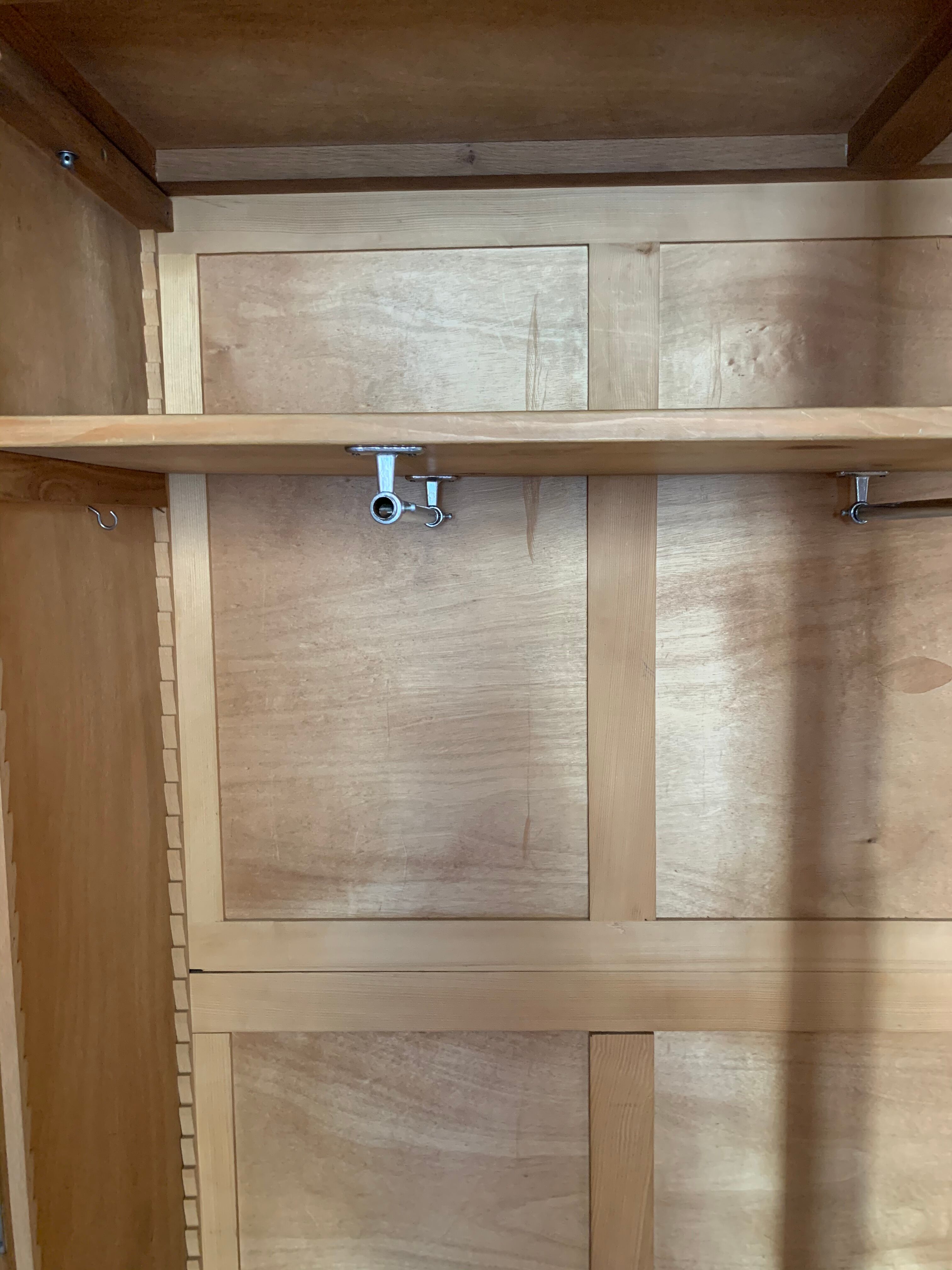 cabinet from the 40s/50s