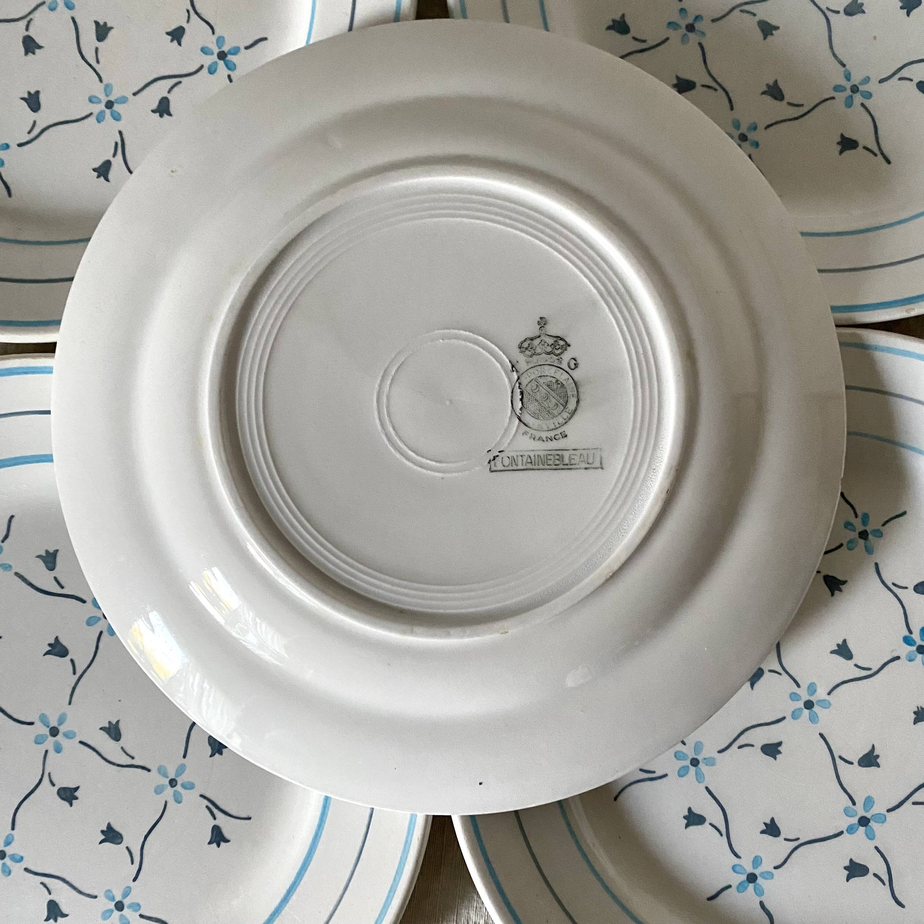 Lunéville dessert plates, flowers, Fontainebleau decor