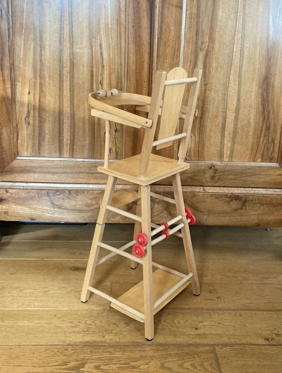 Doll high chair from the 20th century, convertible into a walker (deliverable)