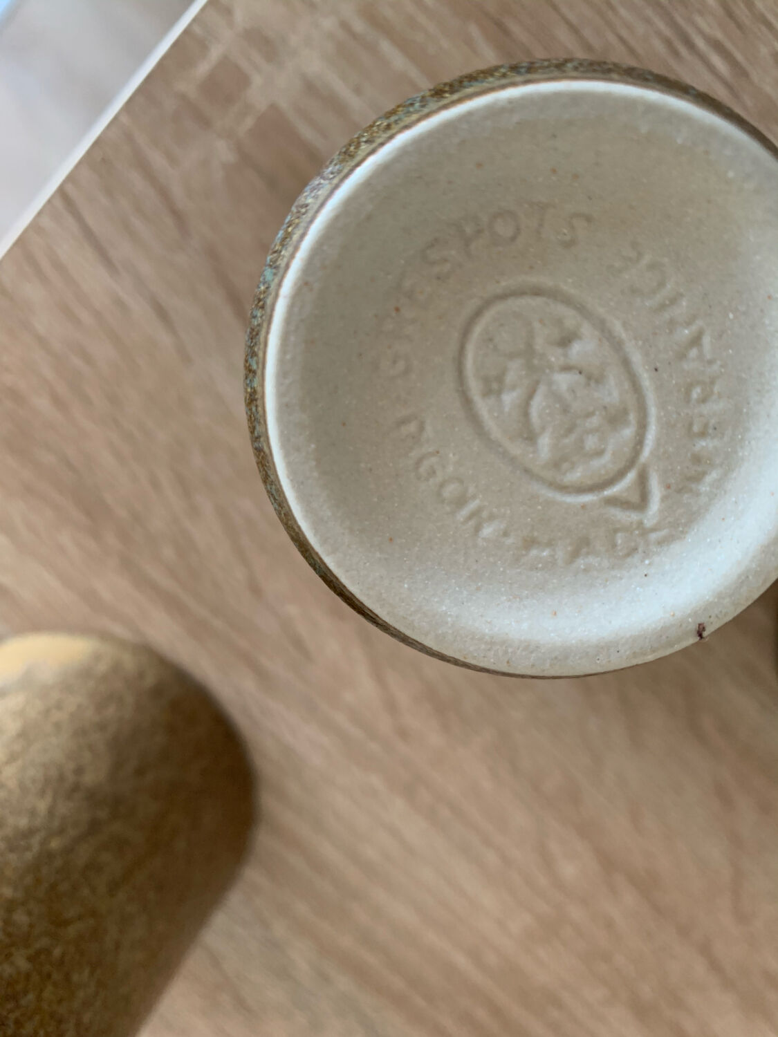 Lot 6 cups in gres digoin