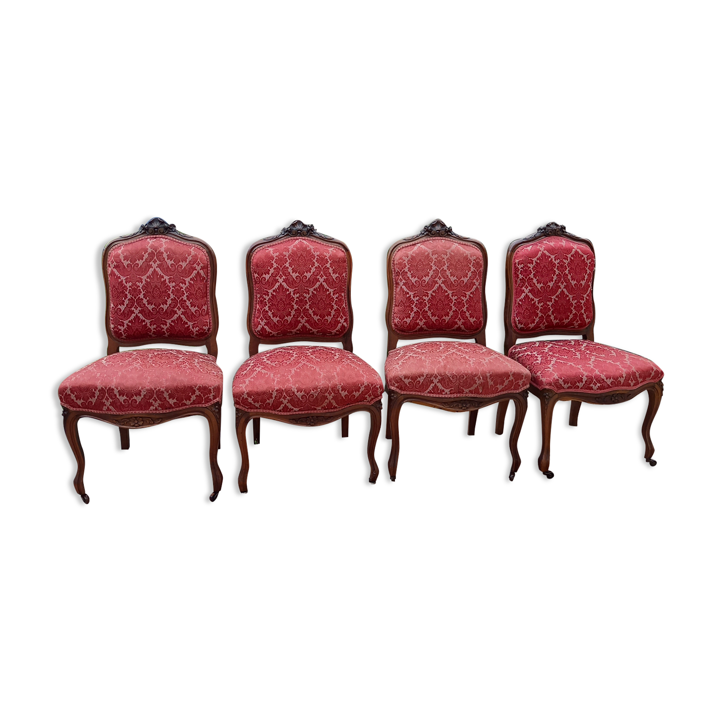 4 lounge chairs