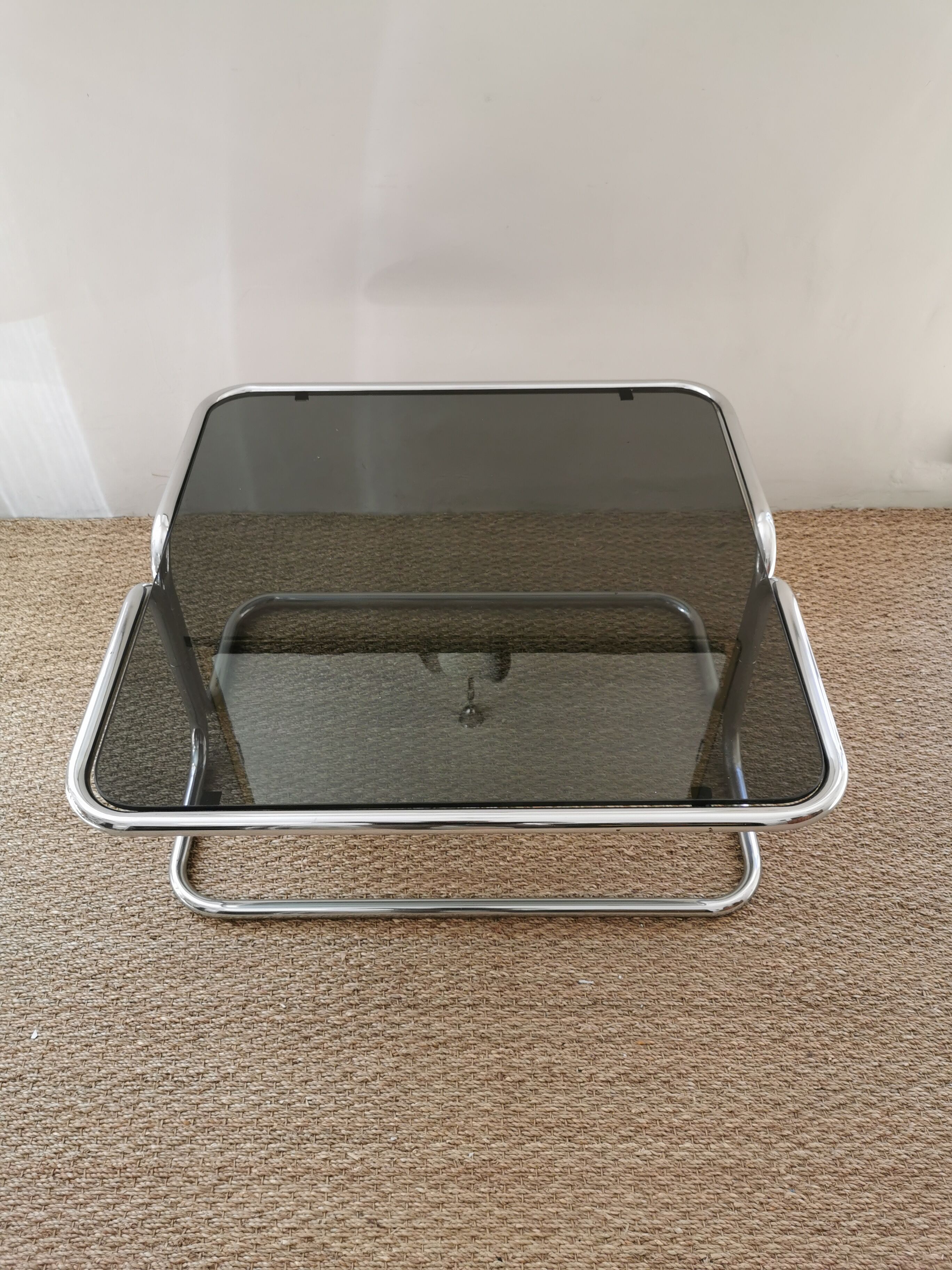 Table basse style bauhaus verre et chrome années 70