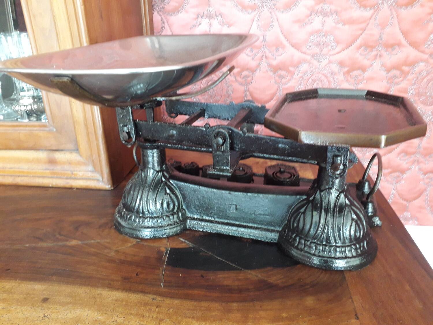 Ancient scale Registered