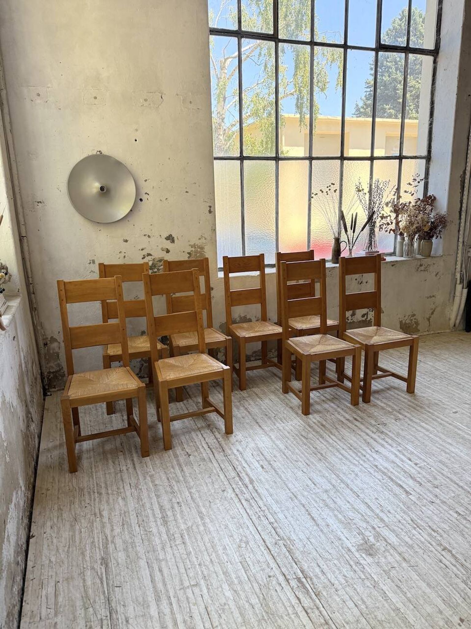 Set of 8 blond oak chairs with straw seats