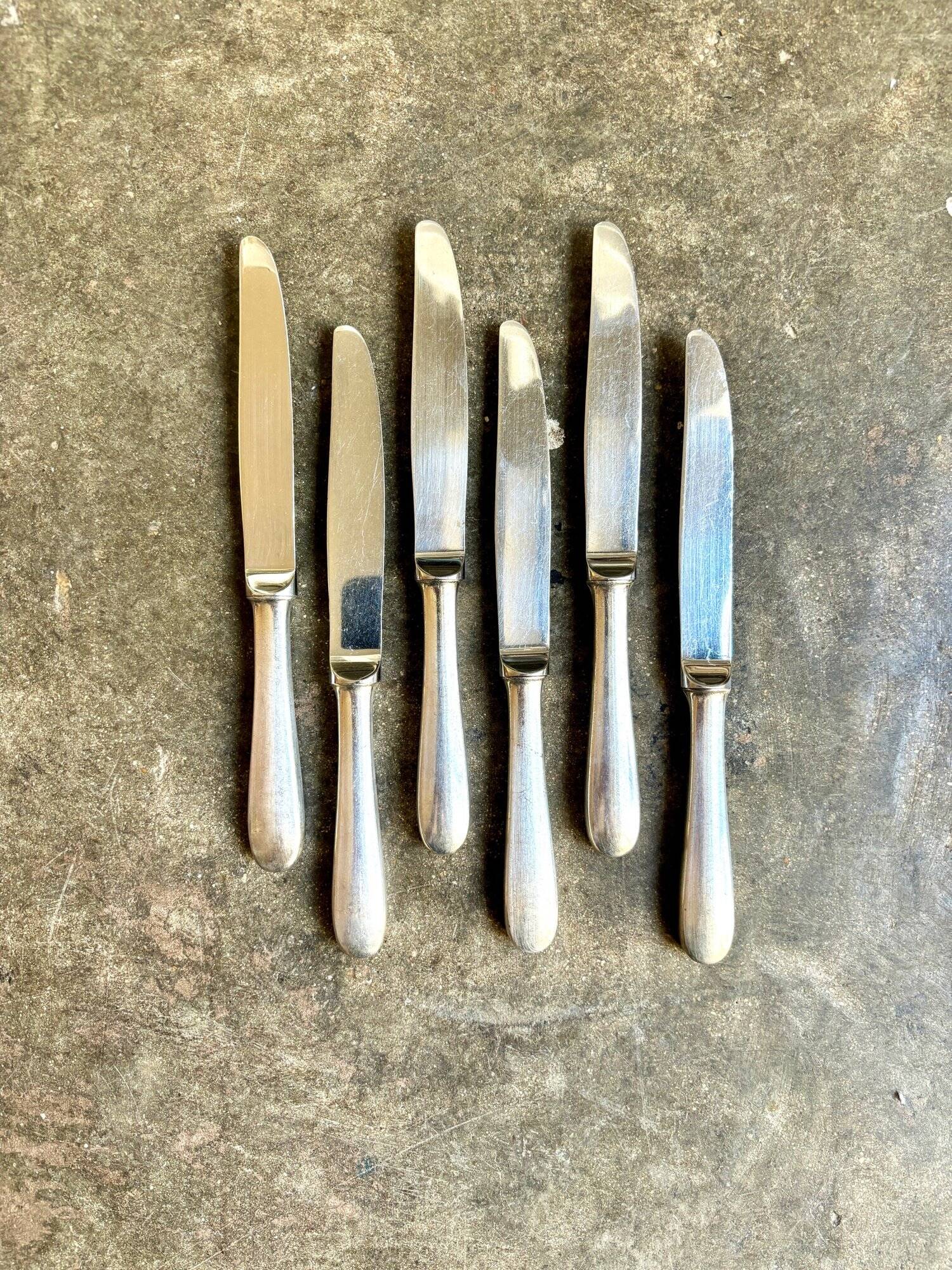 6 Christofle Hôtel dessert knives in silver metal