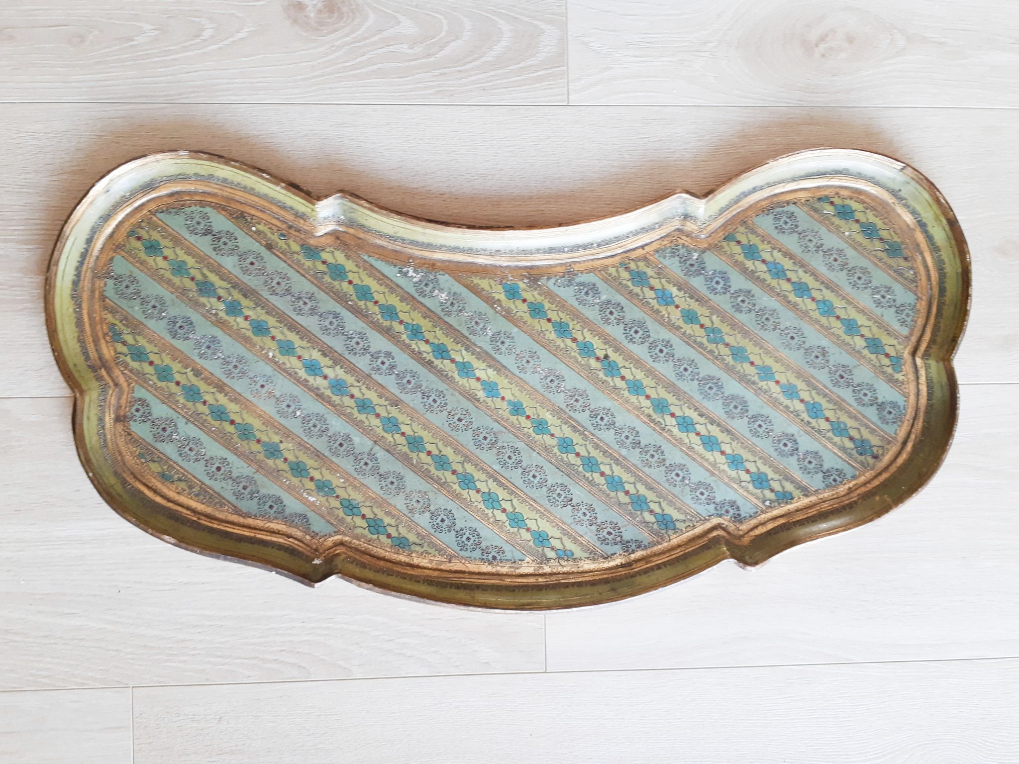 Venetian wooden tray, green and gold, vintage, 50s, bean shape
