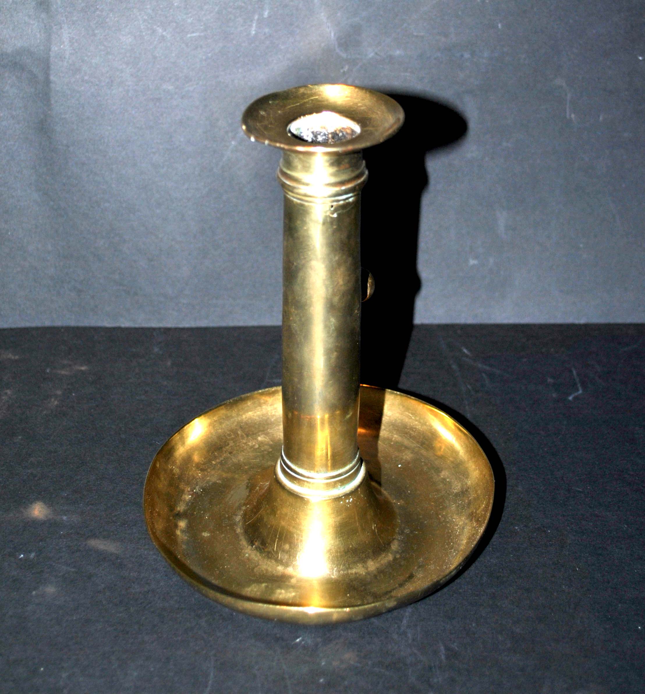 Bougeoir à poussoir vintage en laiton doré - Chandelier rétro doré