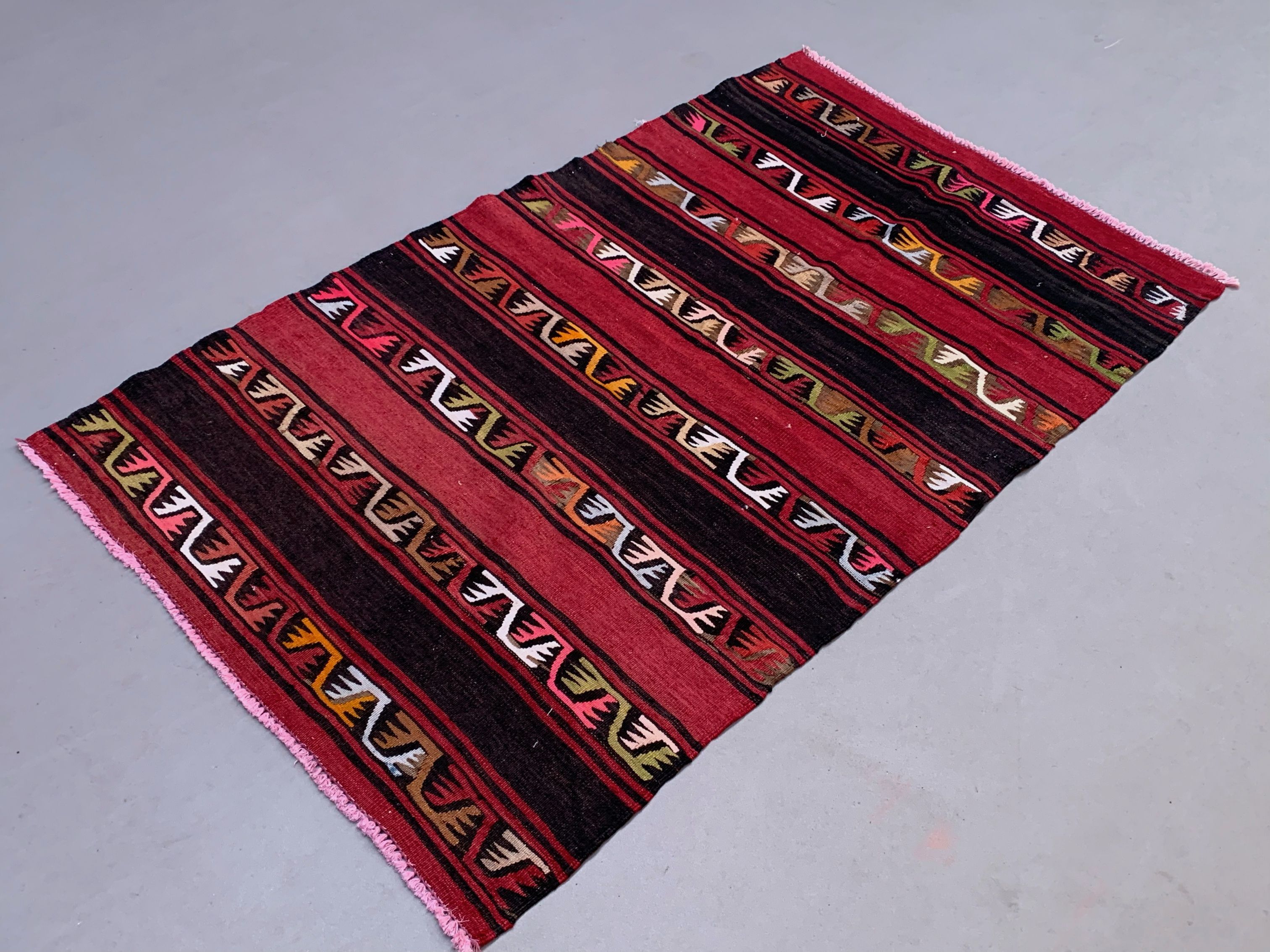 Medium Vintage Turkish Kilim Rug 178x107 cm Wool Kelim