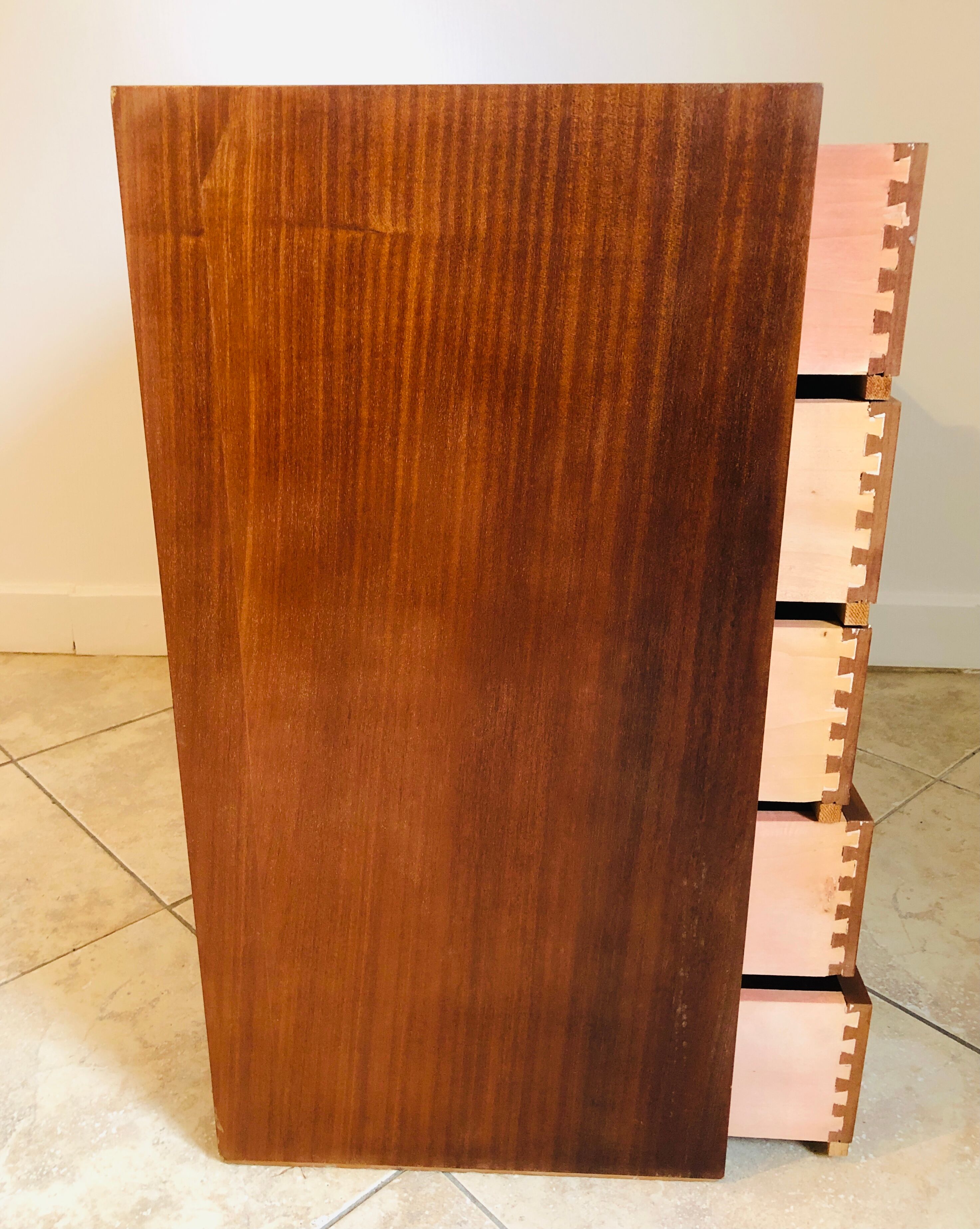 Vintage dresser, five drawers, one door, 60/70