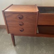 Jardinière console