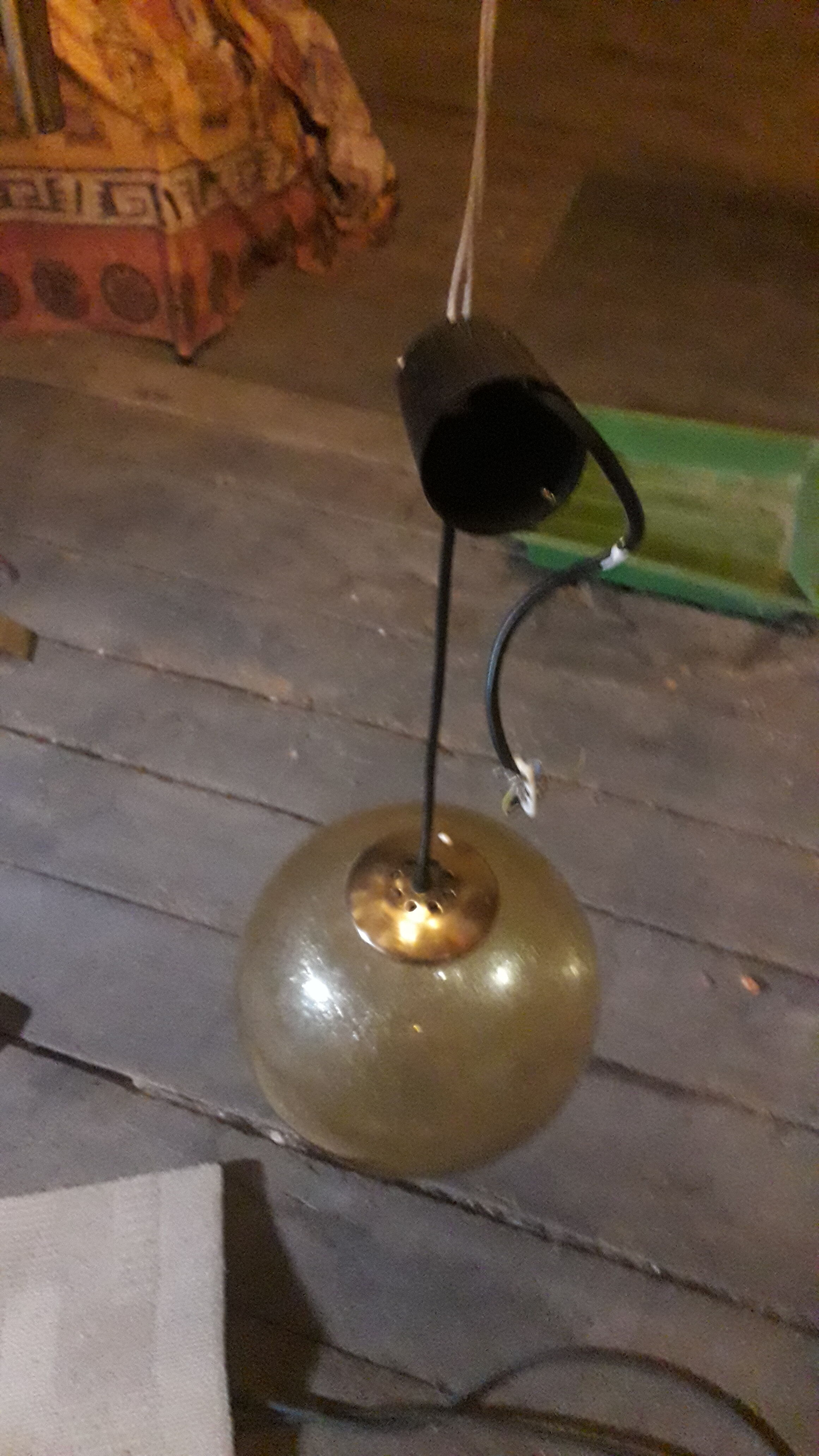 Glass hanging lamp 70