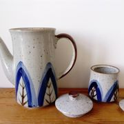 Cafetière et sucrier vintage