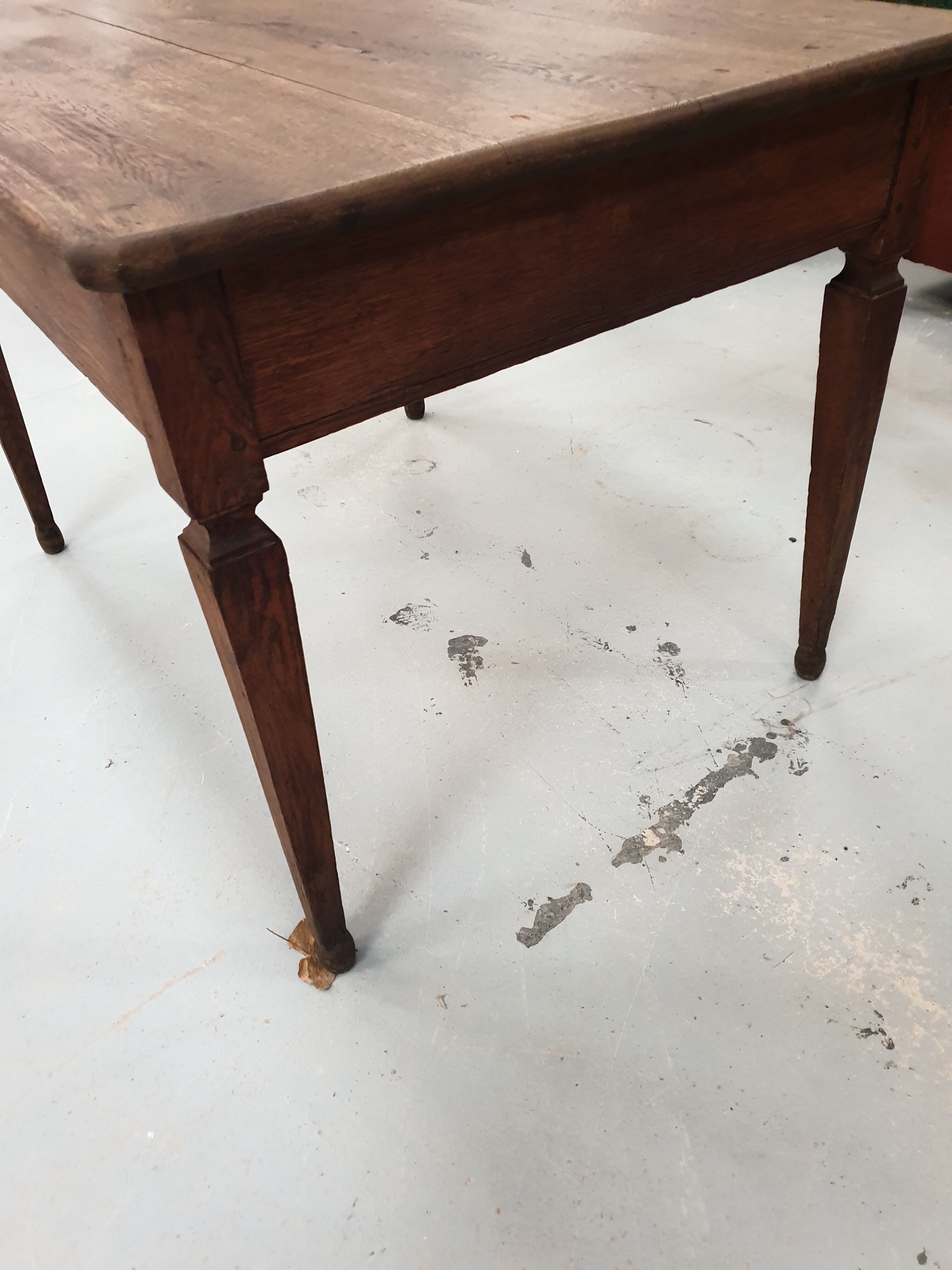 Late XIX debut XX farm table