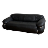 Cassina Sesann Sofa by Gianfranco Frattini black