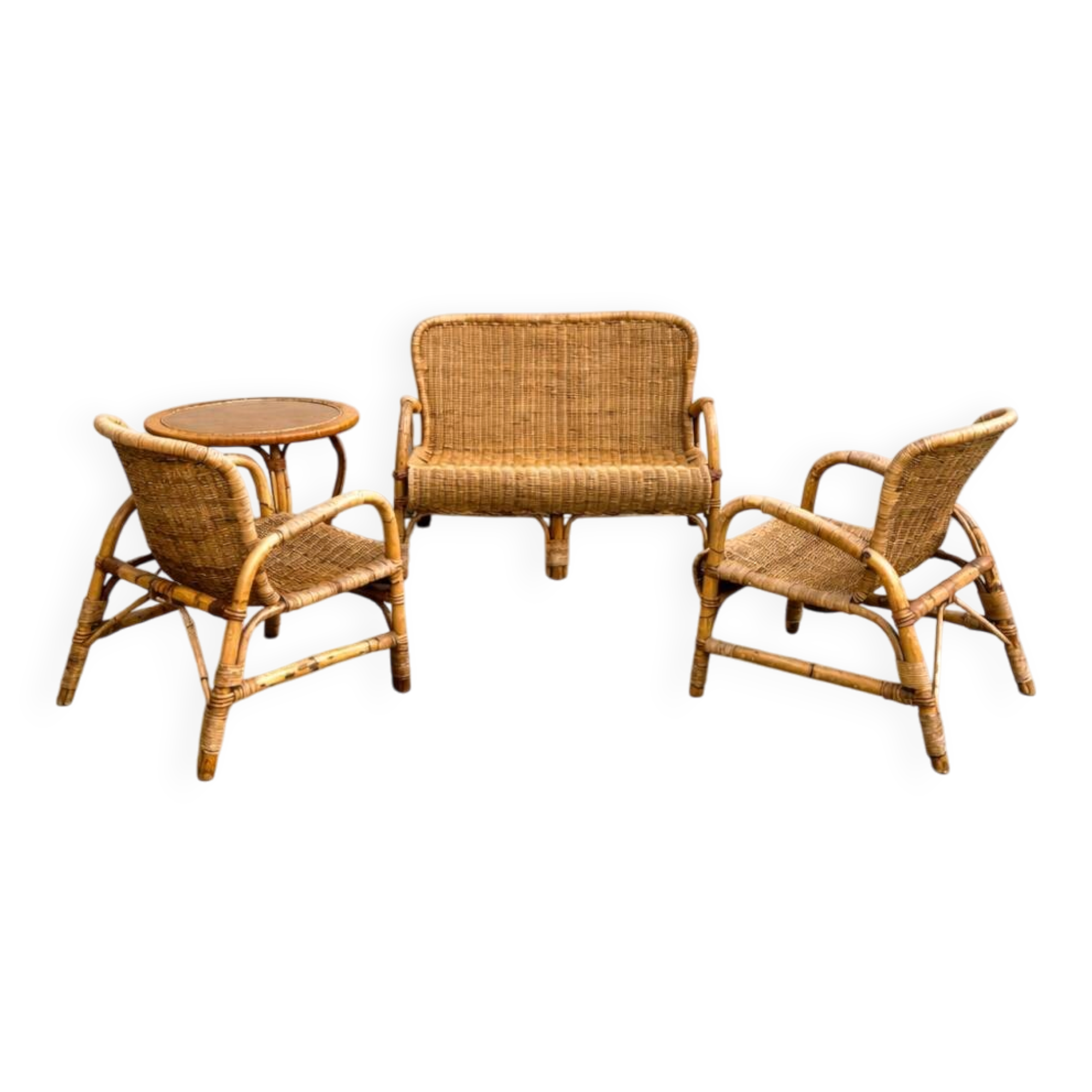 Vintage rattan garden furniture – complete set with sofa and armchairs.