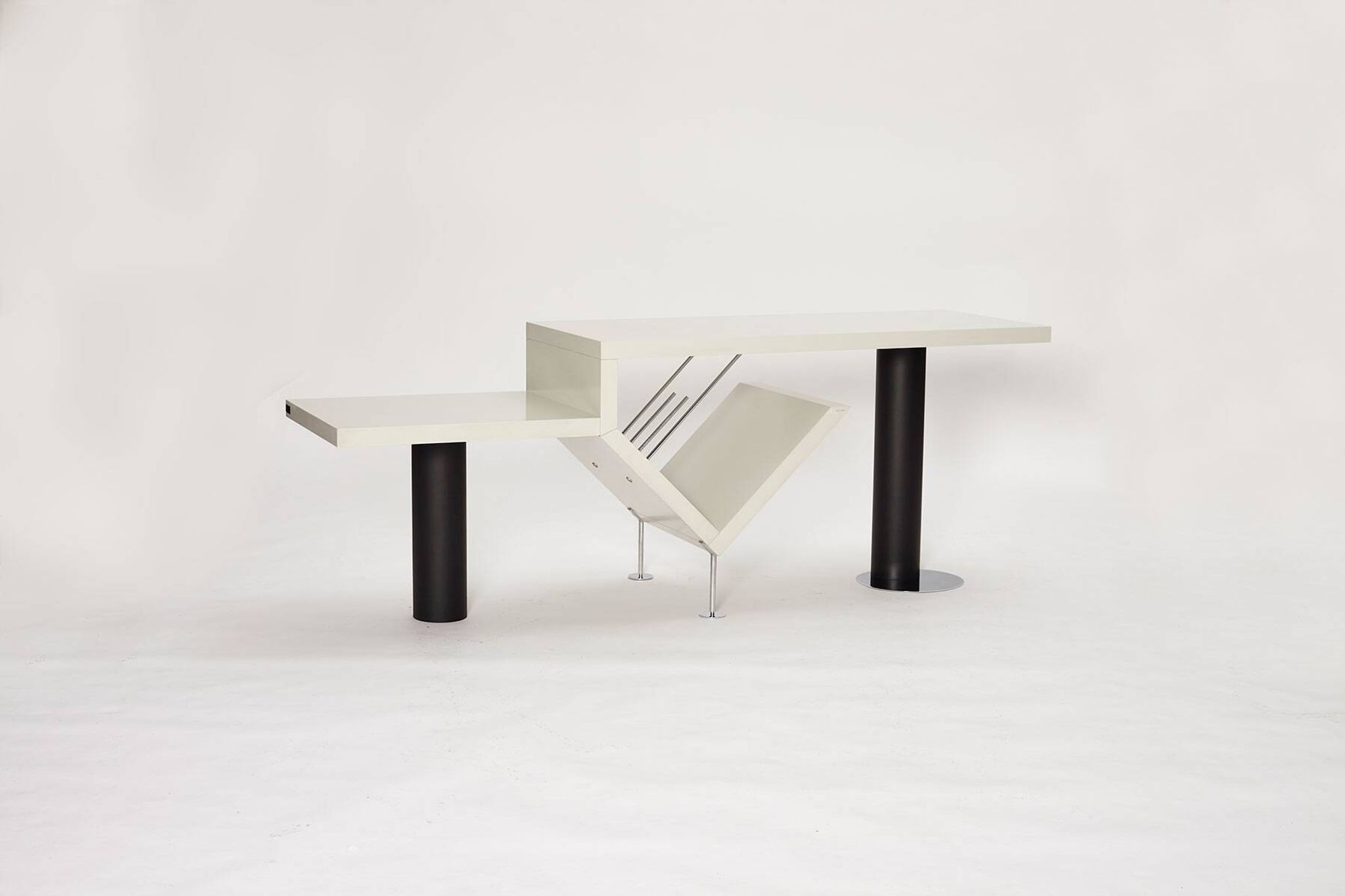Bang & Olufsen console table