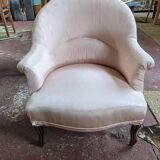 Toad armchair