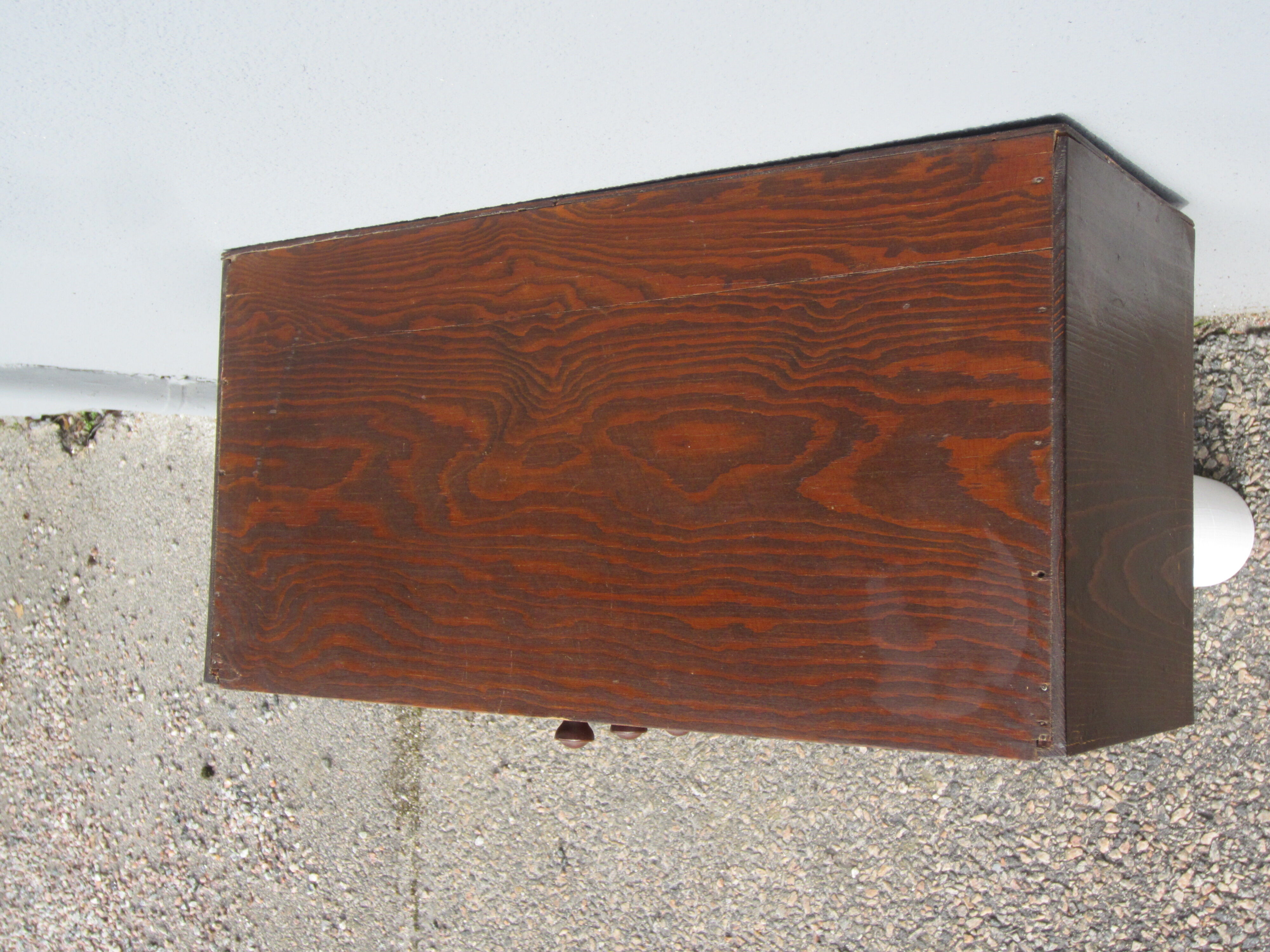 Loom furniture with watchmaker's drawers