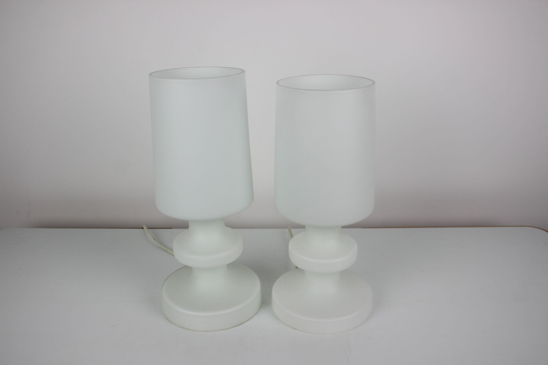 Mid-century all glass table lamp/ Osvětlovací sklo Valašské Meziříčí, 1970's.