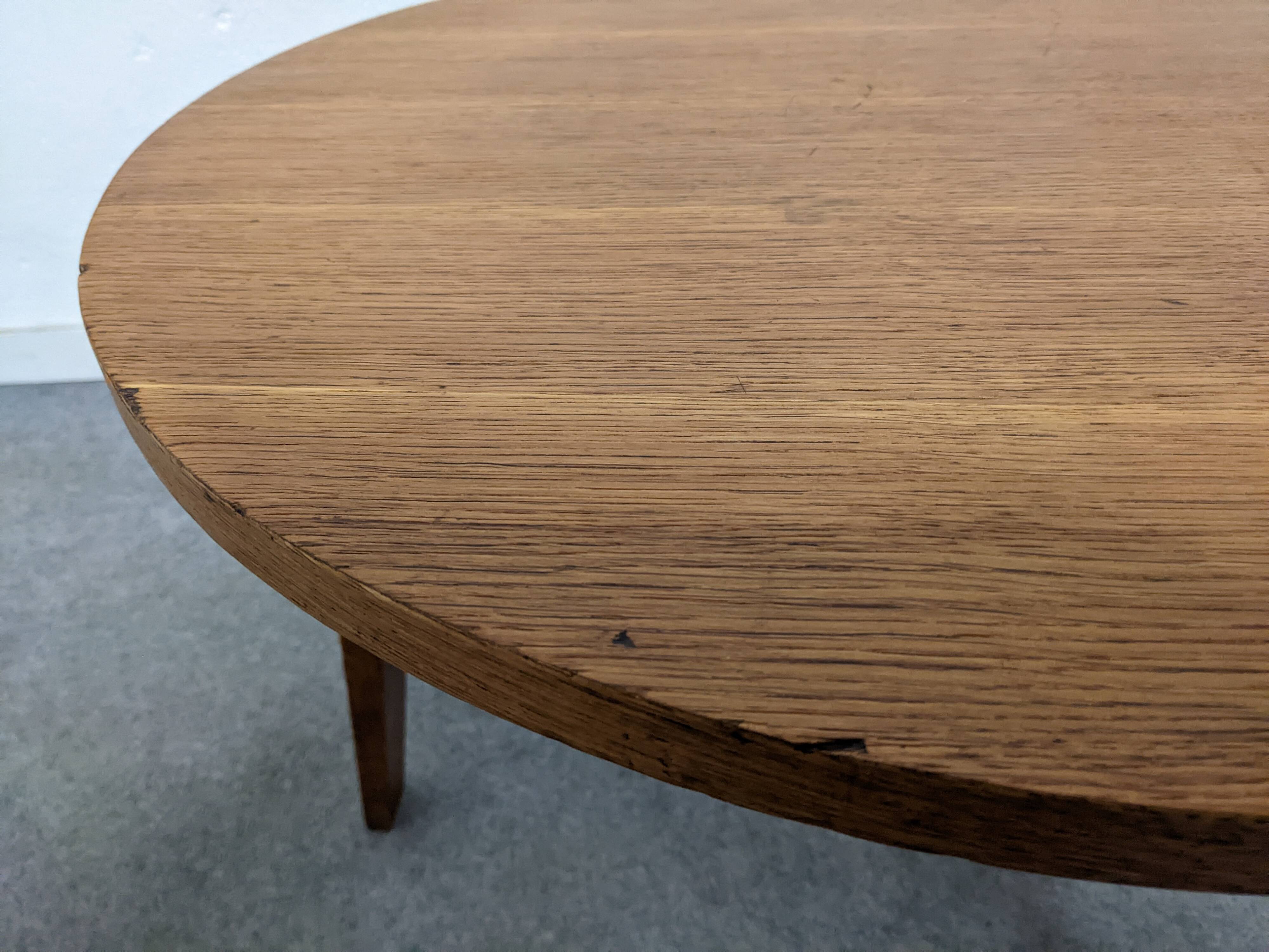 Round pedestal table tripod Art Deco circa 1930