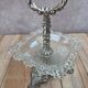 Présentoir ancien en métal argenté et verre