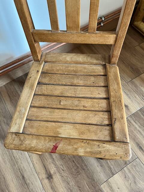 Chaise enfant bois