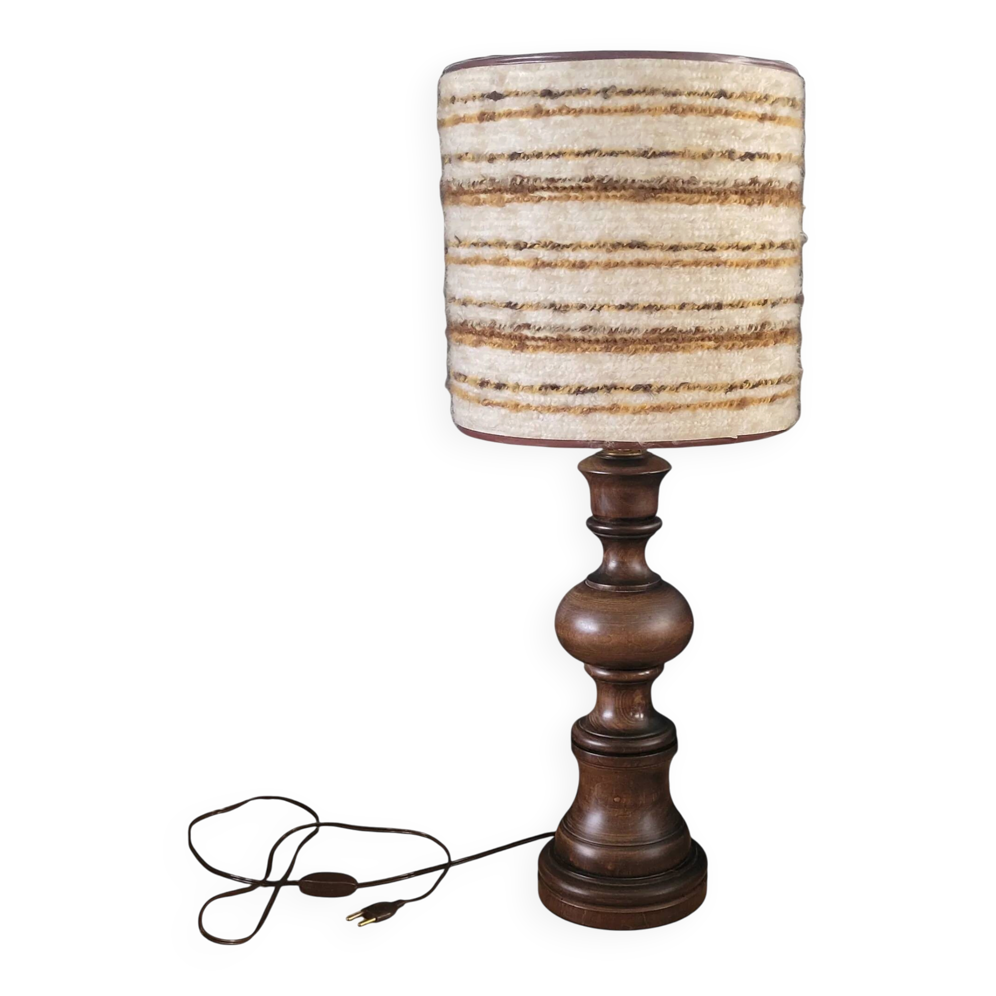 Grande lampe vintage pied bois abat-jour laine bouclettes - Ref 1025